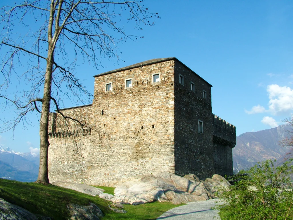 THE CASTLE OF SASSO CORBARO